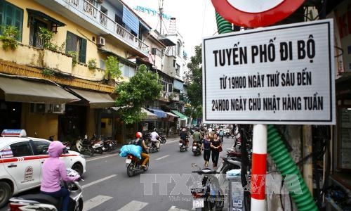 Khắc phục bất cập tại không gian đi bộ hồ Hoàn Kiếm